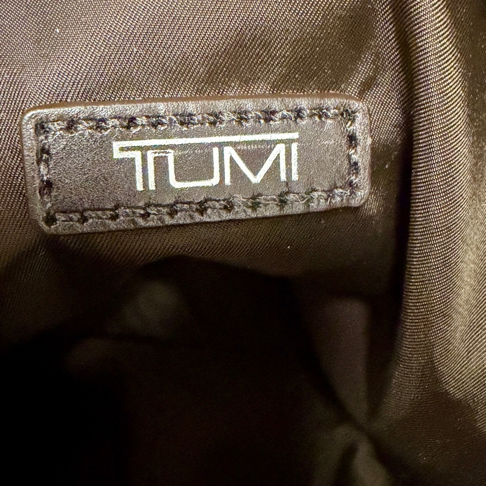 Tumi Voyageur Brown Nylon Crossbody Travel Organizer Bag Adjustable Strap - Picture 5 of 7
